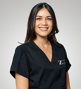 Isabella Weissl-Wunsch - Spezialist für Invisalign Behandlungen